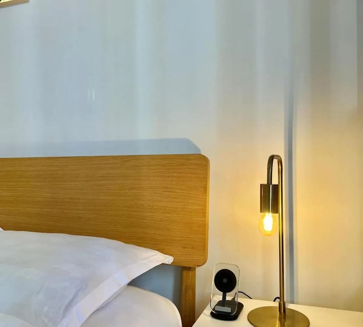 Stylish Apartment With Private Parking, Garden And Metro Rome