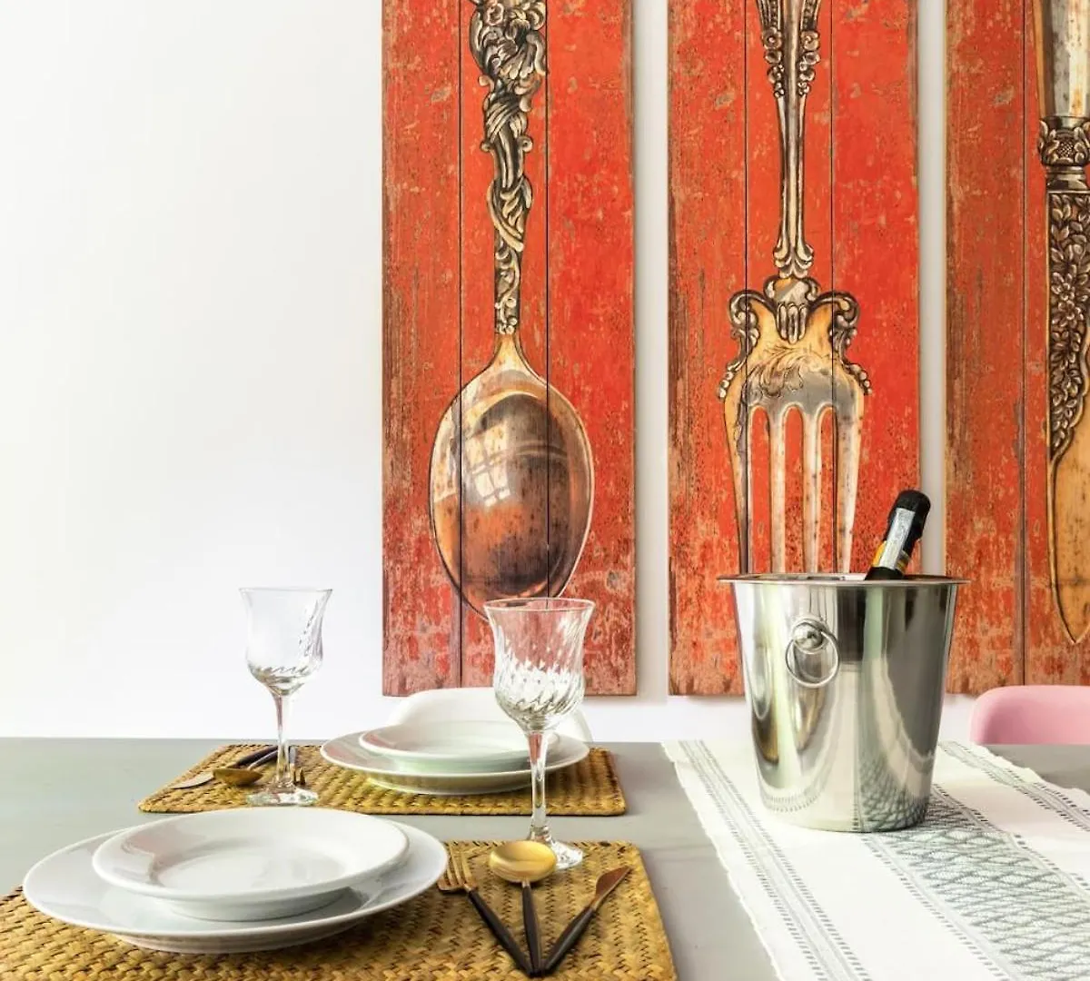 Stylish Apartment With Private Parking, Garden And Metro Rome Italy